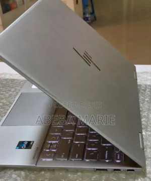 New Laptop HP Envy X360 8GB Intel Core I7 SSD 512GB