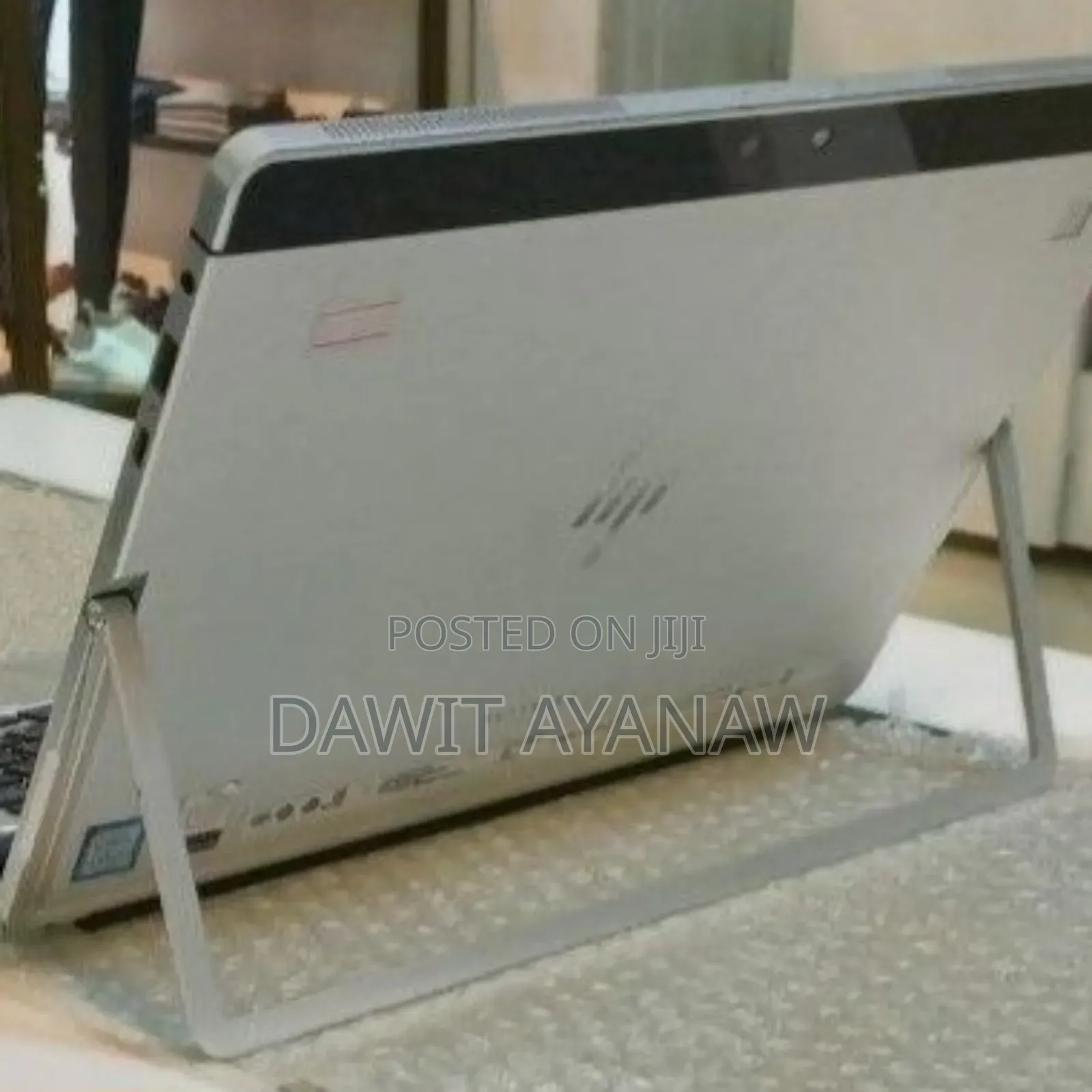 New Laptop HP Elite X2 1012 8GB Intel Core I5 SSD 256GB