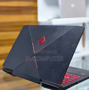 New Laptop HP Omen X 8GB Intel Core I7 SSHD (Hybrid) 1.5T