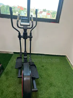 ዘመናዊ Adidas X21 Cross Trainer