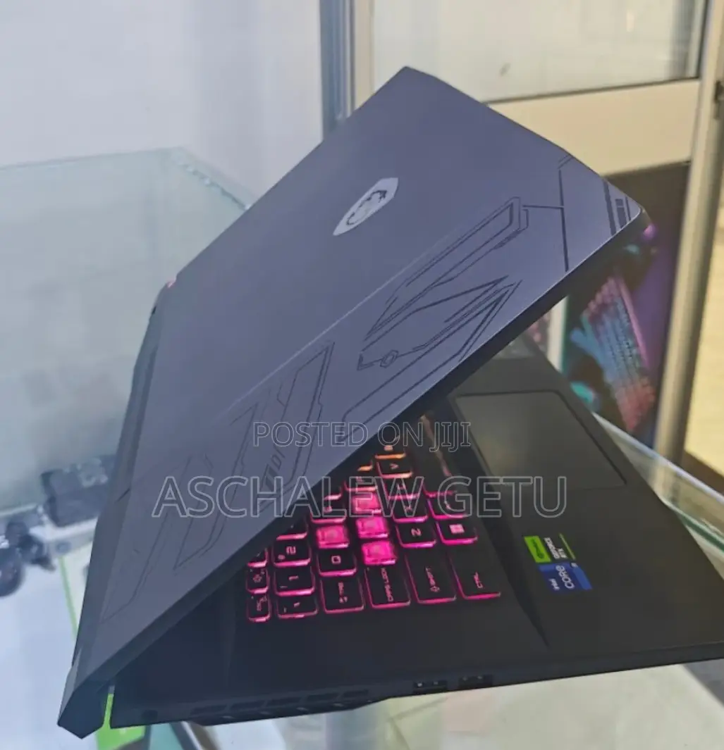 New Laptop MSI Pulse GL66 16GB Intel Core I9 SSD 1T