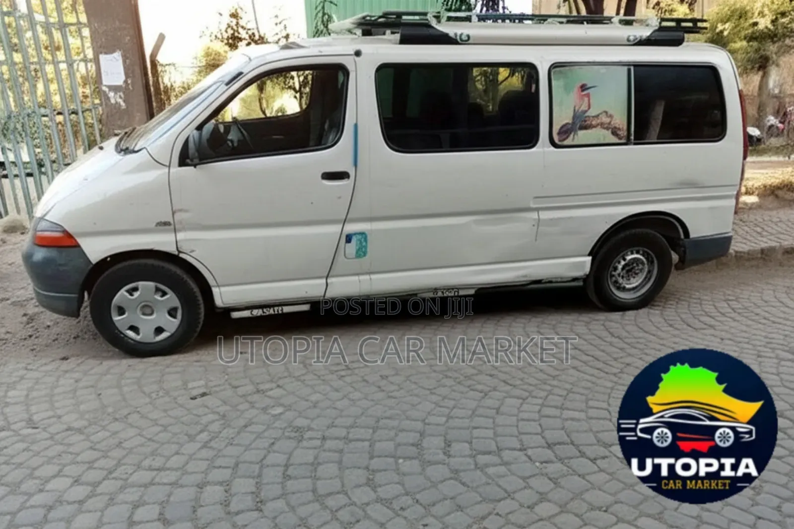 Toyota HiAce 2000 Silver