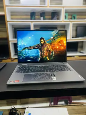 New Laptop Lenovo Yoga 7i 8GB AMD Ryzen 7 SSD 512GB