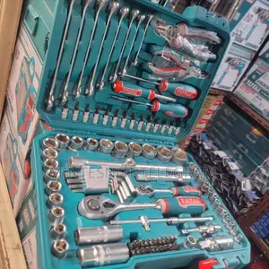 Photo - Total Mechanical Tools Set