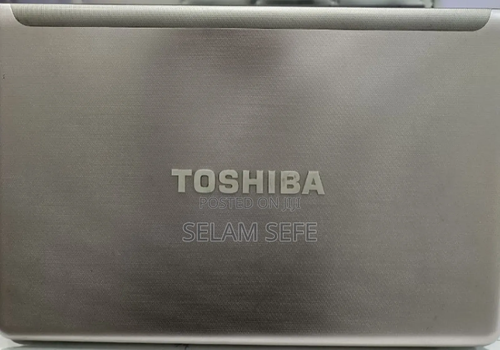 New Laptop Toshiba Satellite C55 4GB Intel Core i5 HDD 700GB