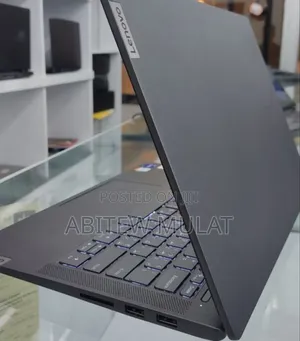 New Laptop Lenovo Ideapad 3 16GB Intel Core I7 SSD 512GB