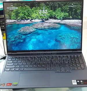 New Laptop Lenovo Legion 5 16GB AMD Ryzen 7 SSD 512GB