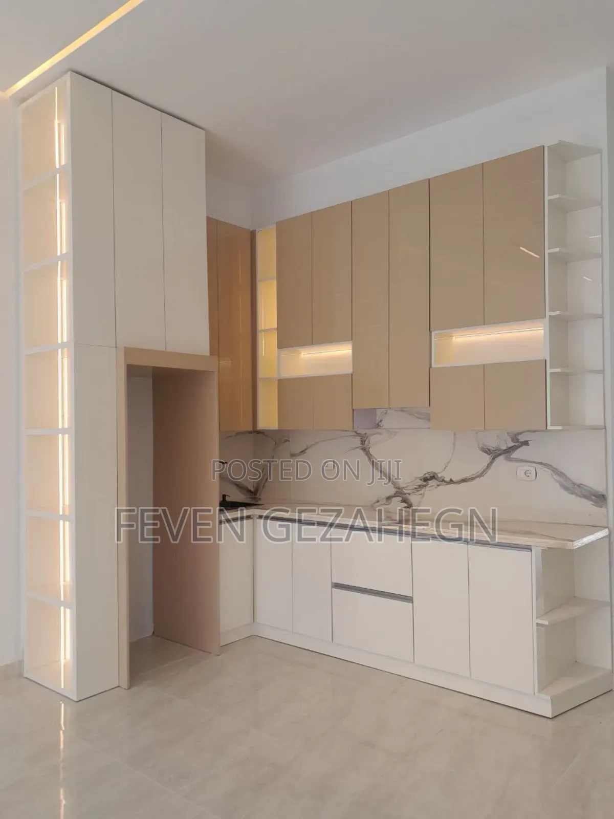 5bdrm Villa in Bole for sale