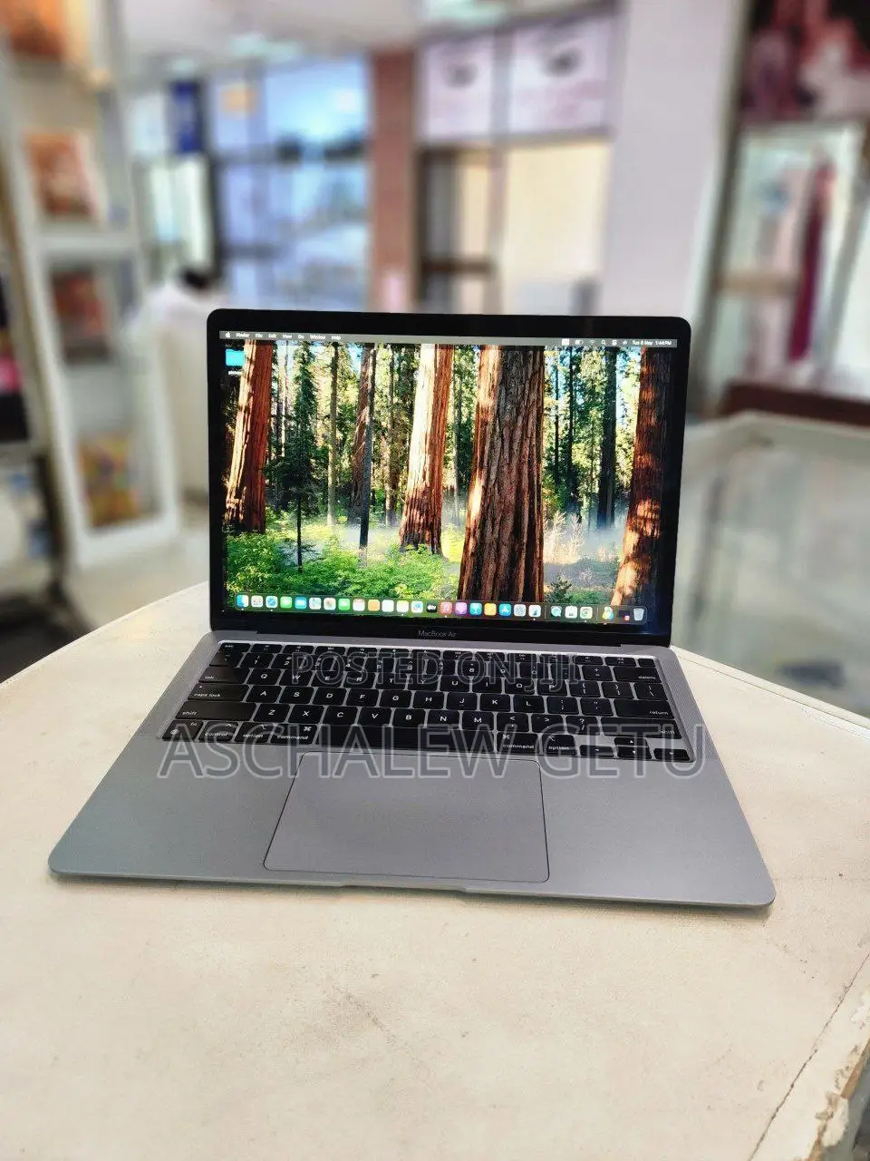 New Laptop Apple MacBook Air 2020 M1 16GB Intel Core I7 SSD 256GB