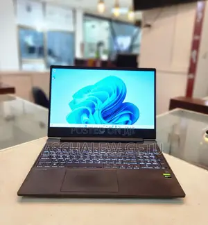 New Laptop HP Victus 15 8GB AMD Ryzen 5 SSD 256GB