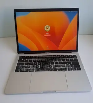 New Laptop Apple MacBook Pro 2017 8GB Intel Core I5 SSD 128GB
