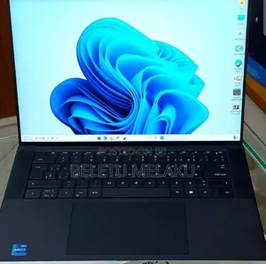 Photo - New Laptop Dell XPS 15 16GB Intel Core I7 SSD 1T