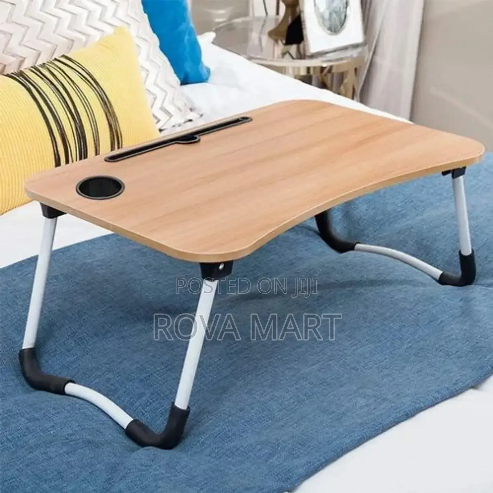 የአልጋ ጠረጴዛ ላፕቶፕ