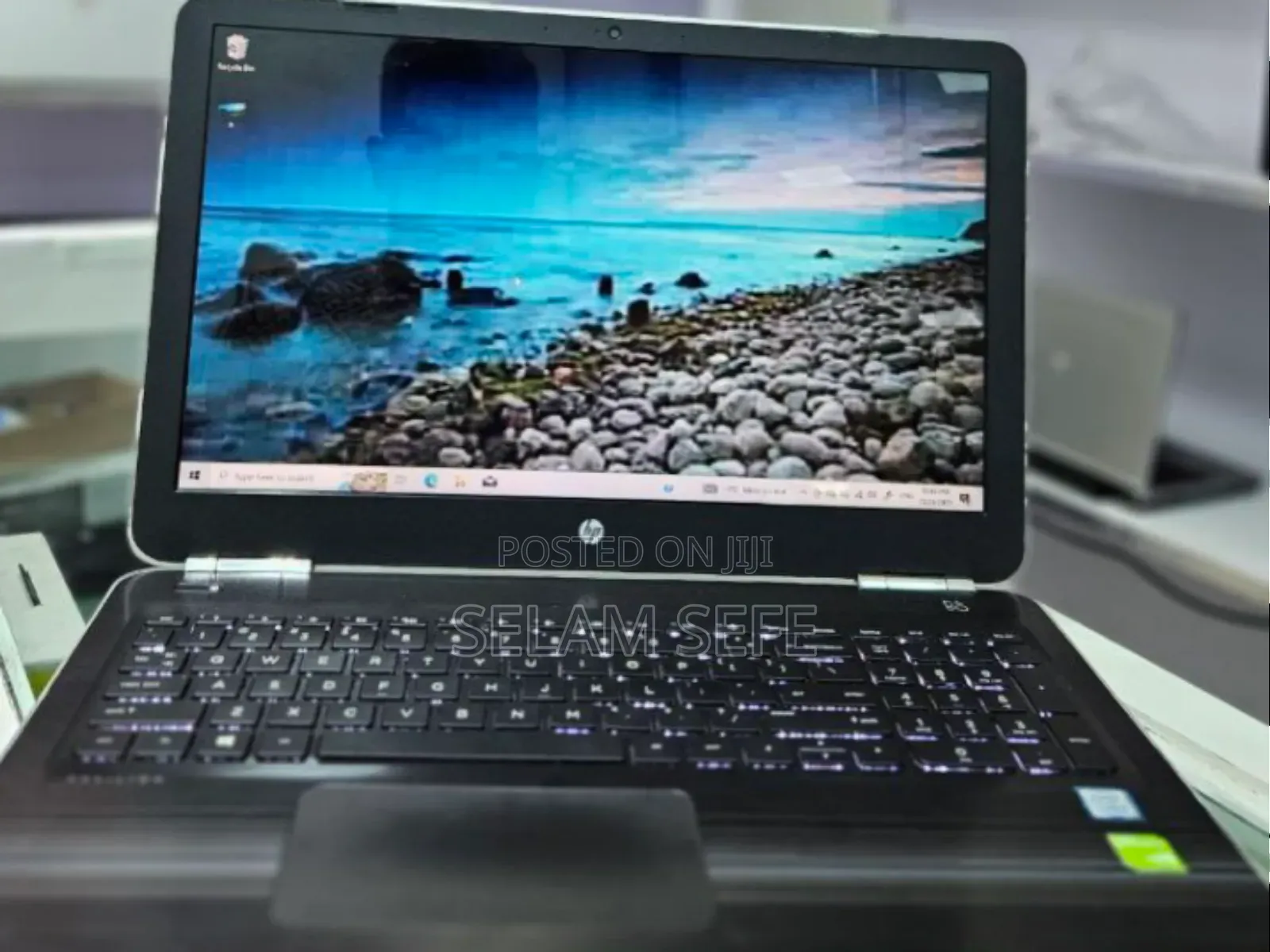 New Laptop HP Pavilion 15 8GB Intel Core I7 HDD 1T