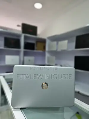 New Laptop HP Pavilion 15 8GB Intel Core I7 HDD 1T