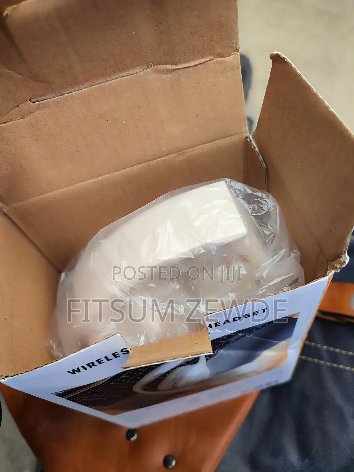 Earphones Headphones Wireless Bluetooth Over the Ear