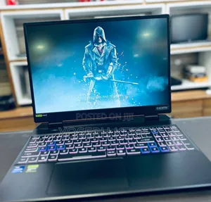 New Laptop Acer Predator Helios 18 PH18-71 16GB Intel Core I9 SSD 1T
