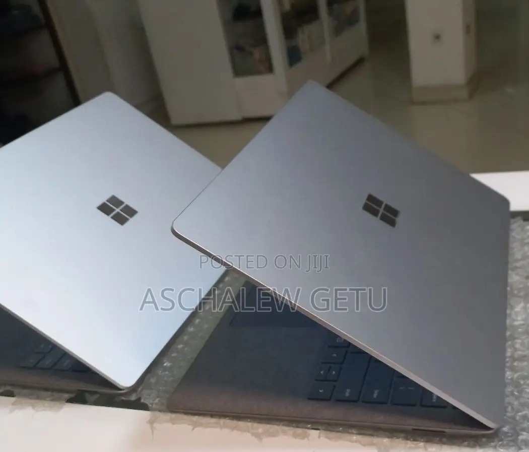 New Laptop Microsoft Surface 16GB Intel Core I7 SSD 512GB