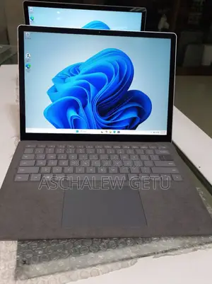 New Laptop Microsoft Surface 16GB Intel Core I7 SSD 512GB