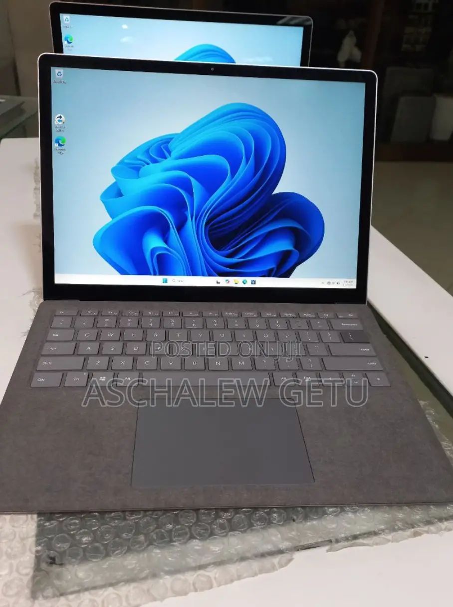 New Laptop Microsoft Surface 16GB Intel Core I7 SSD 512GB