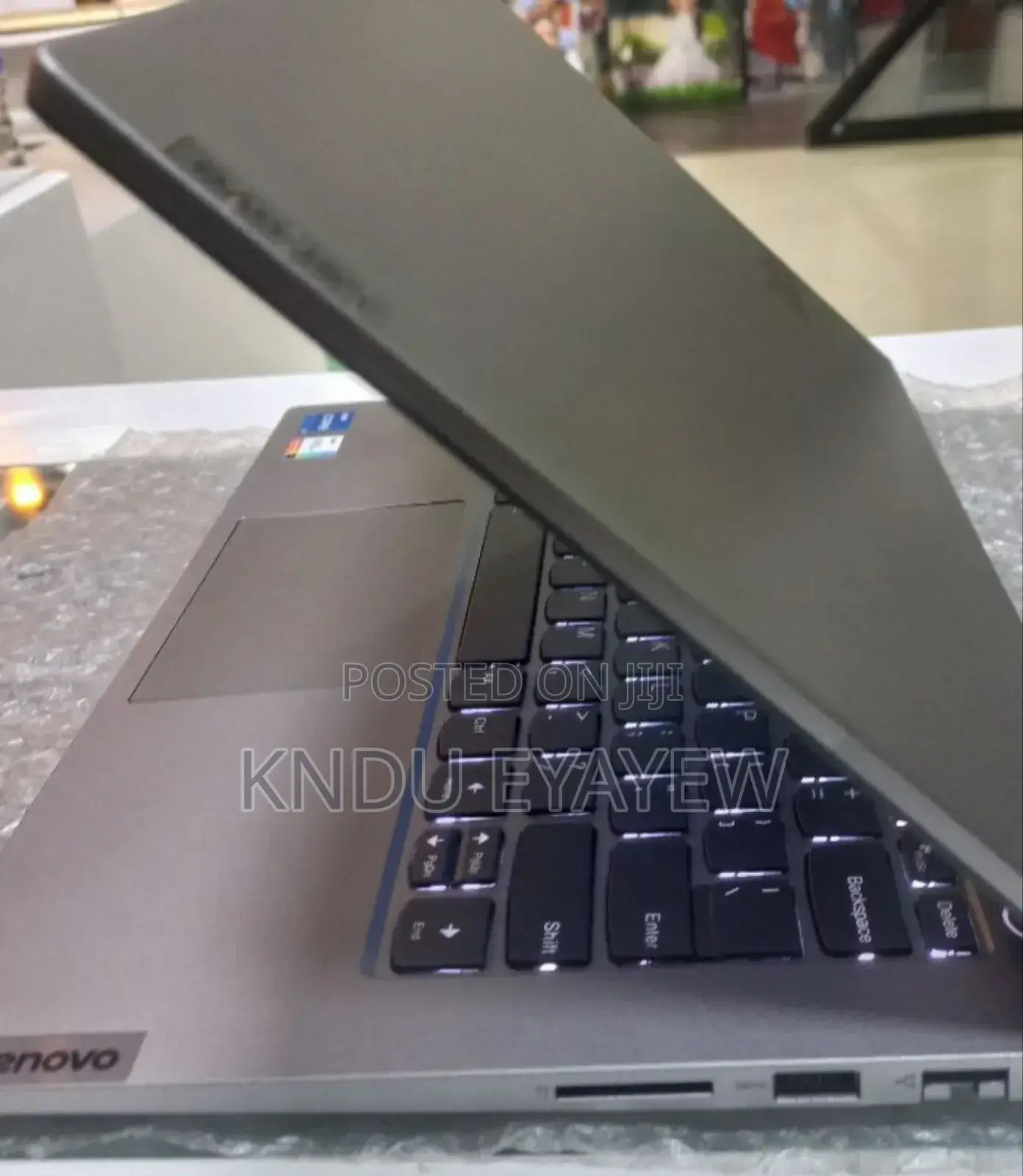 New Laptop Lenovo ThinkPad 13 16GB Intel Core I7 SSD 512GB