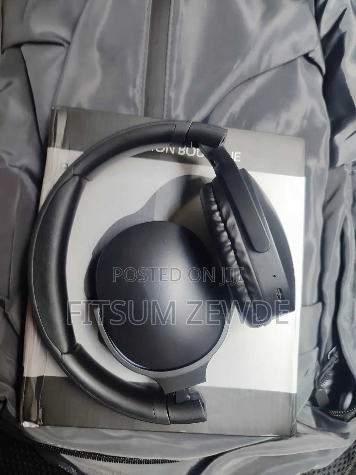 Earphones Headphones Wireless Bluetooth Over the Ear