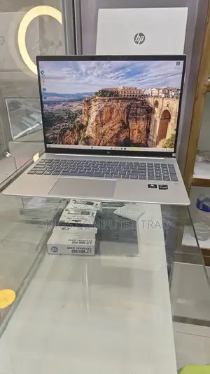 New Laptop HP Pavilion 15 16GB Intel Core I7 SSD 1T