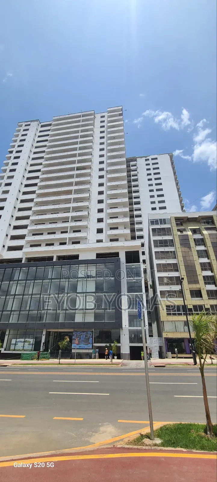 2bdrm Apartment in Evertusts Real, Kirkos for sale