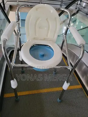 Photo - Toilet Chair鎚፺shower Chair*صpan Easily Removed for Cleaning