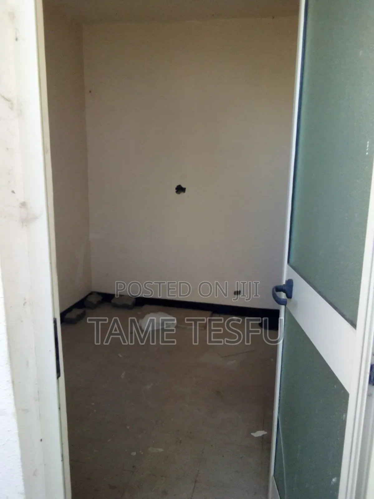 Furnished 2bdrm House in Hayat, Bole for sale