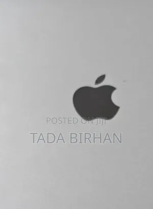 New Laptop Apple MacBook Pro 2022 M2 8GB Intel Core M2 SSD 256GB