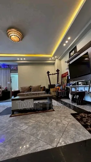 Furnished 8bdrm House in Summit, Bole for sale