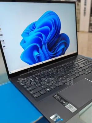 Photo - New Laptop Lenovo ThinkPad Yoga 16GB Intel Core I7 SSD 512GB