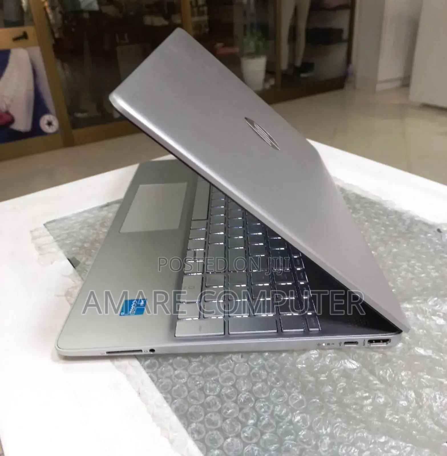 New Laptop HP Stream Notebook 8GB Intel Core I3 SSD 1T