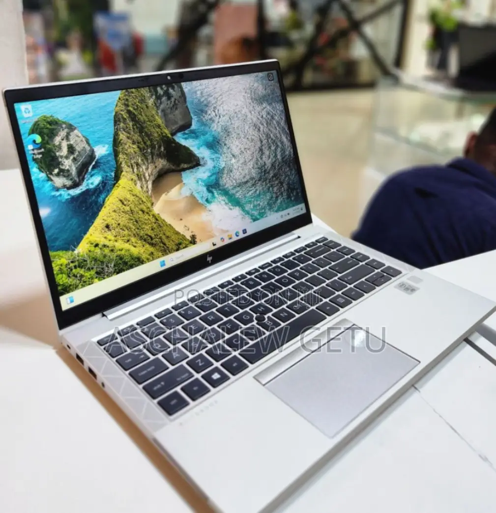 New Laptop HP EliteBook 840 G7 16GB Intel Core I7 SSD 512GB