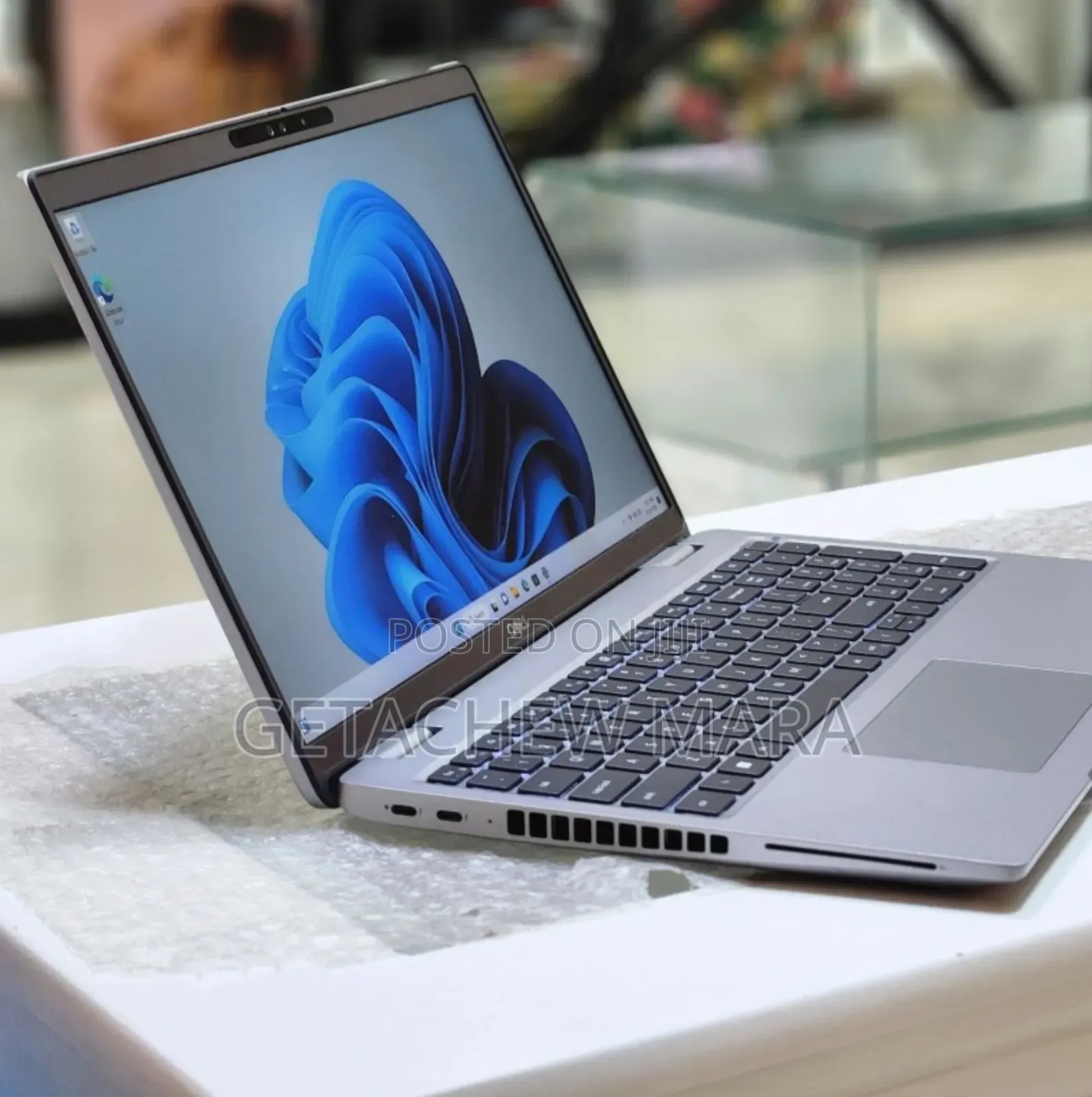 New Laptop Dell Latitude 5310 16GB Intel Core I7 SSD 512GB