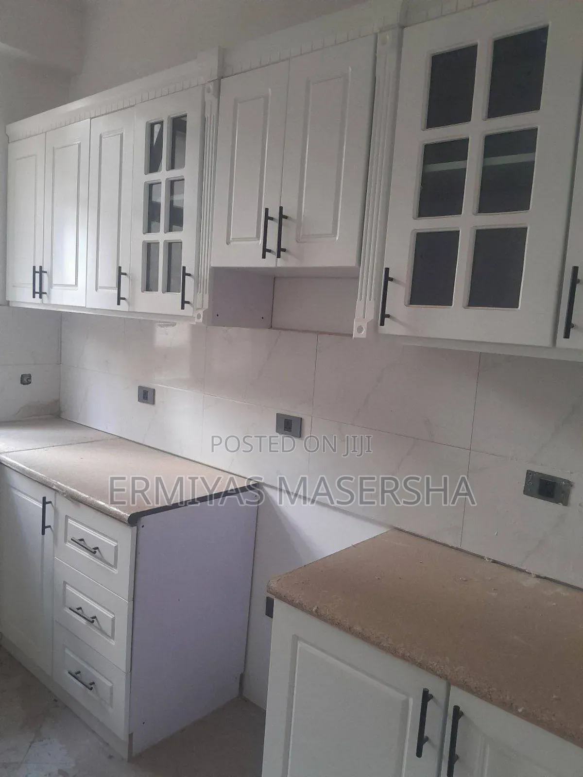 Furnished 3bdrm Apartment in Yeka for sale