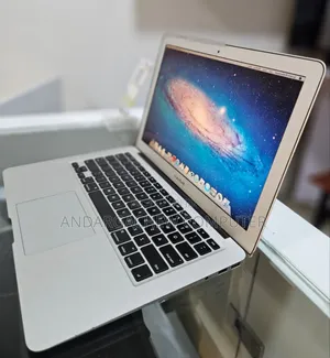 Laptop Apple MacBook Air 2011 4GB Intel Core I5 SSD 128GB