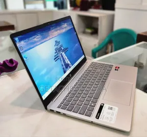 New Laptop HP Stream Notebook 8GB Intel Core I5 SSD 512GB