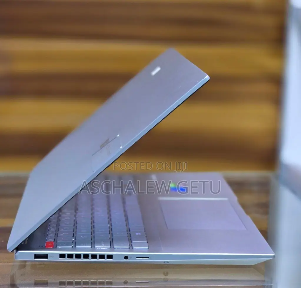 New Laptop Asus Vivobook 16 16GB Intel Core I7 SSD 512GB