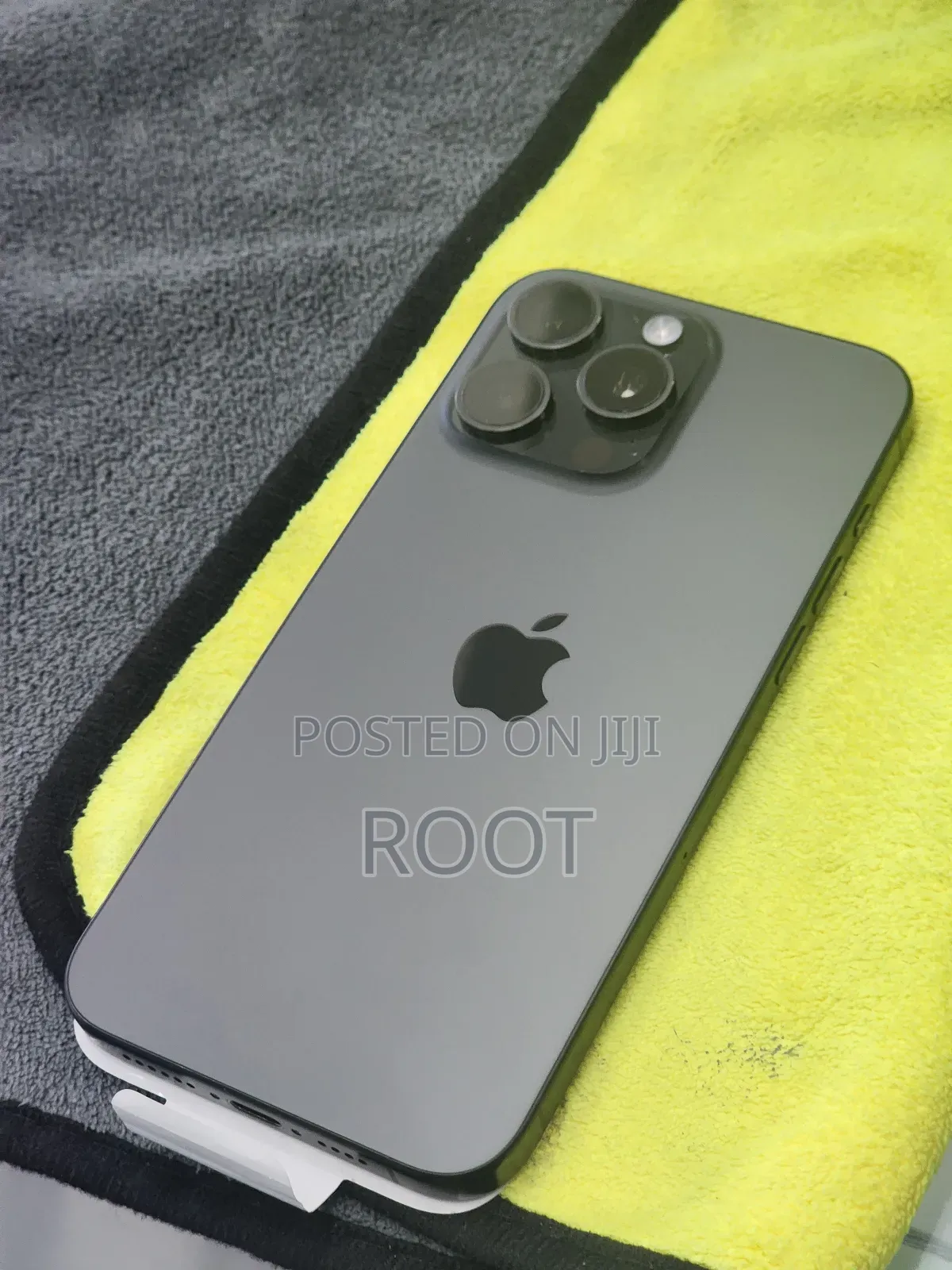 Apple iPhone 15 Pro Max 1 TB Black