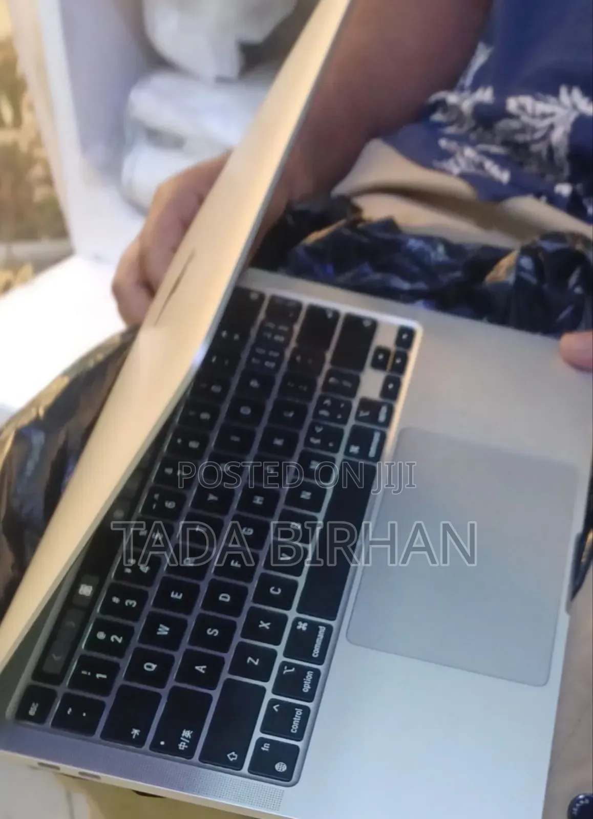 New Laptop Apple MacBook Pro M1 8GB Apple M1 Pro SSD 256GB