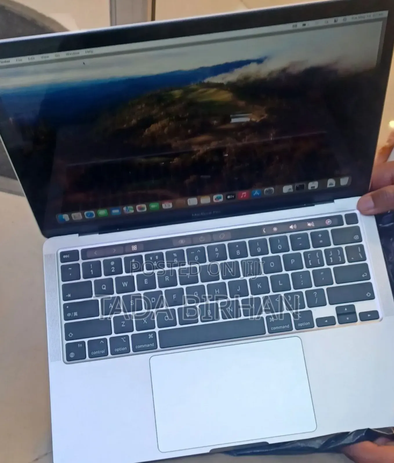 New Laptop Apple MacBook Pro M1 8GB Apple M1 Pro SSD 256GB