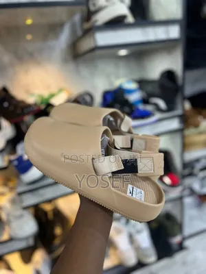 Photo - Nike Calm Crocs Original