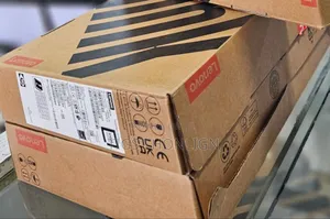 Photo - New Laptop Lenovo ThinkPad Yoga 16GB Intel Core I5 SSD 256GB