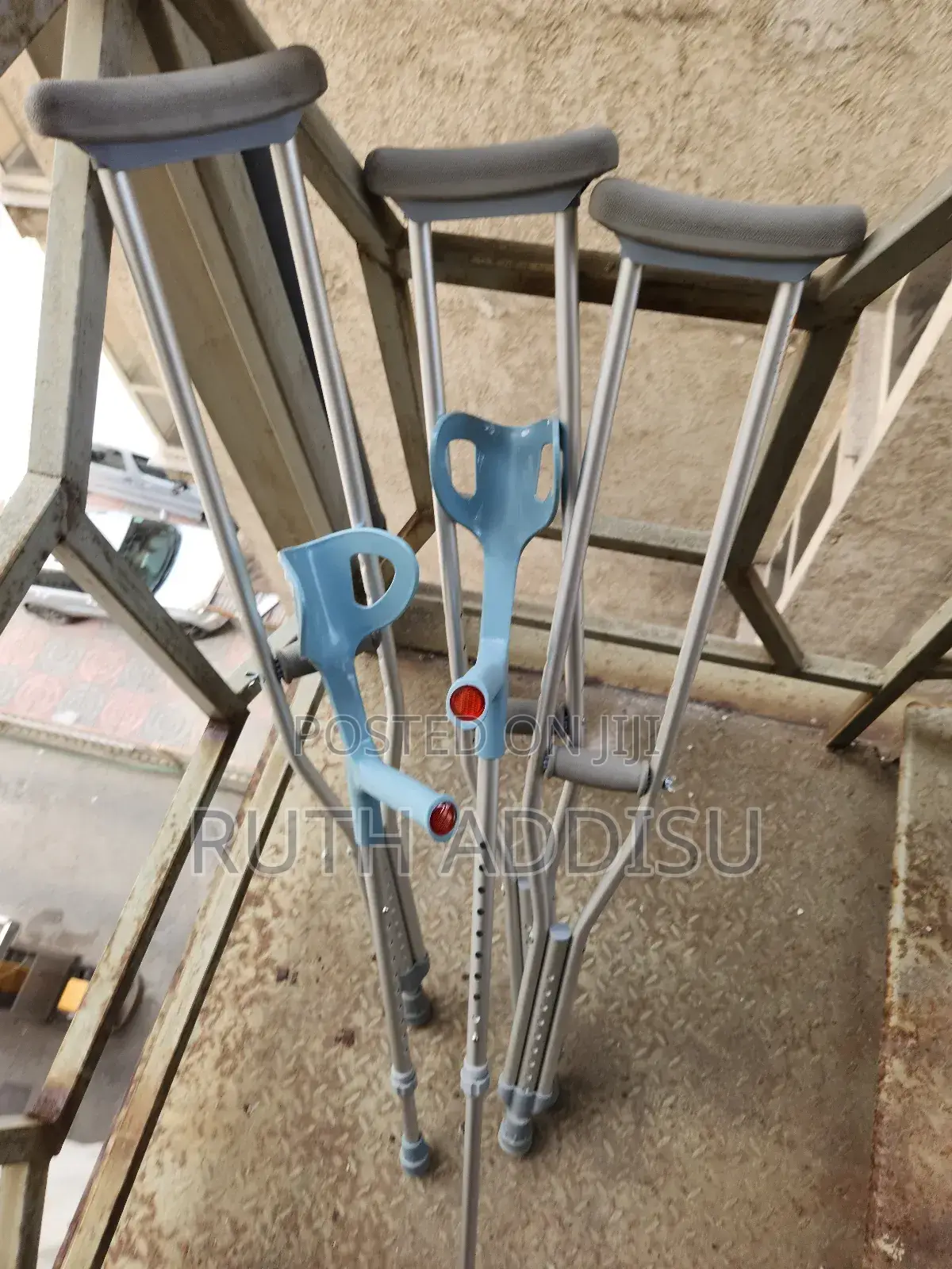 Crutches黨員ceutches半年crutches太太crutches法官crutches但願crutches