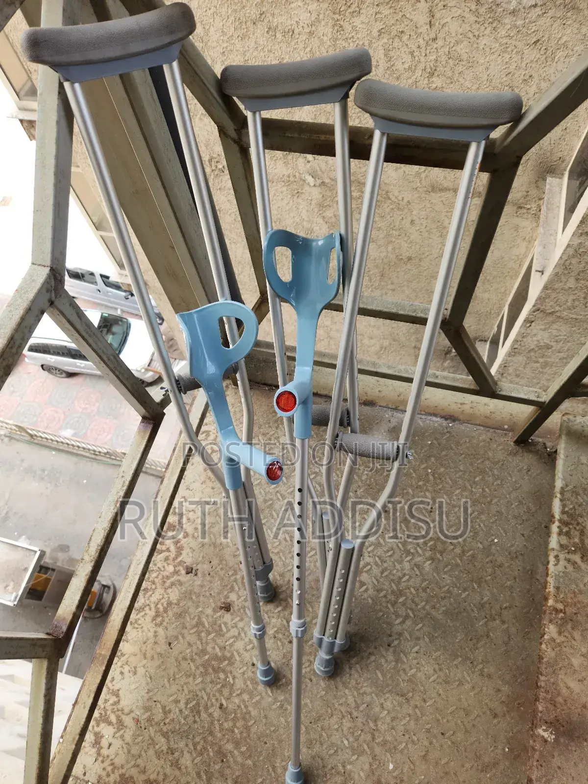 Crutches黨員ceutches半年crutches太太crutches法官crutches但願crutches