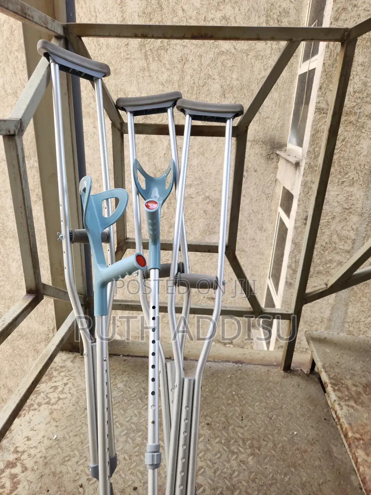 Crutches黨籍crutches它就crutches鋊沒crutches的就crutches翗遽crutches