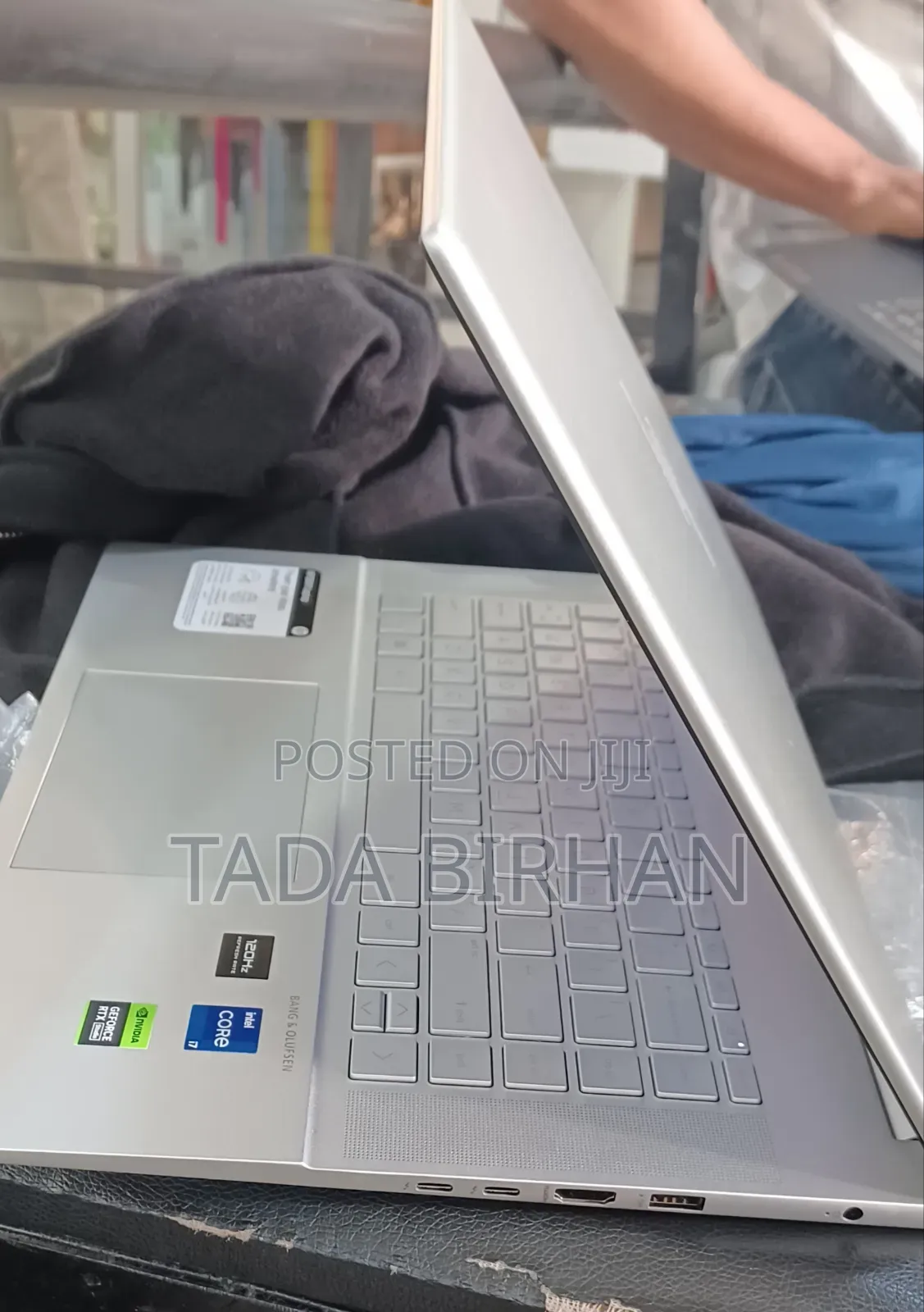 New Laptop HP Envy 13 16GB Intel Core I7 SSD 1T