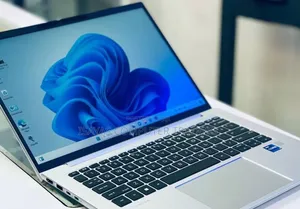 New Laptop HP EliteBook 840 G8 16GB Intel Core I7 SSD 512GB